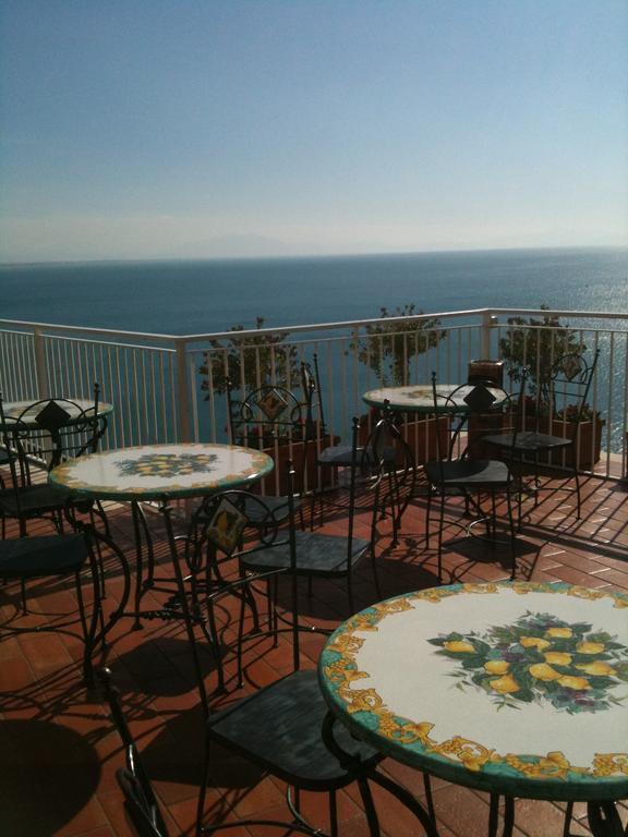 Hotel Voce Del Mare Vietri sul Mare Exterior photo